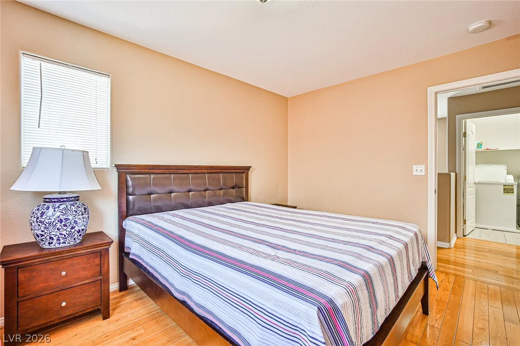 9965 Lorian, Las Vegas, NV 89183