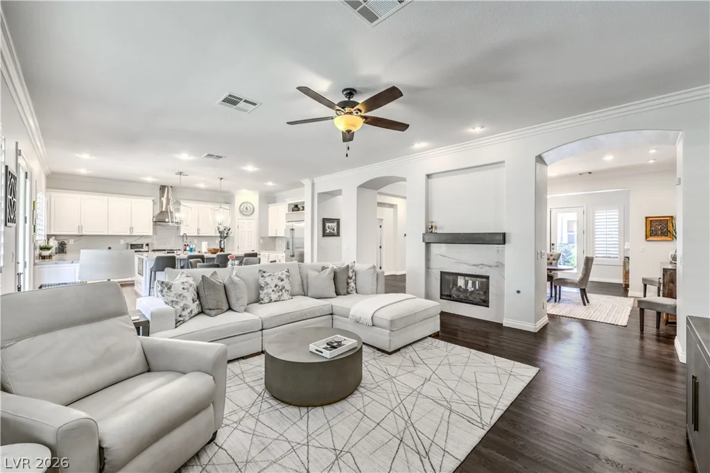 7166 Frontier Hills, Las Vegas, NV 89113