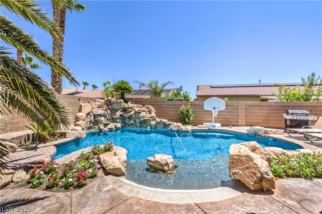 7166 Frontier Hills, Las Vegas, NV 89113