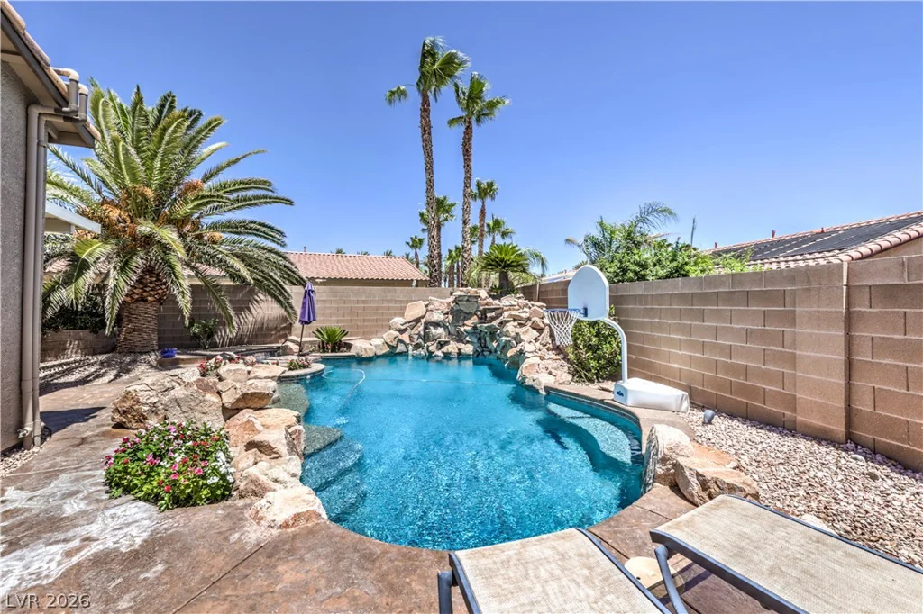 7166 Frontier Hills, Las Vegas, NV 89113
