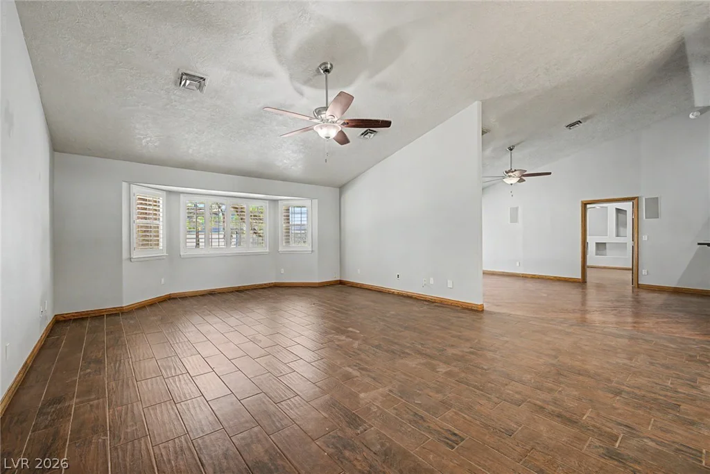 5935 Campbell, Las Vegas, NV 89149