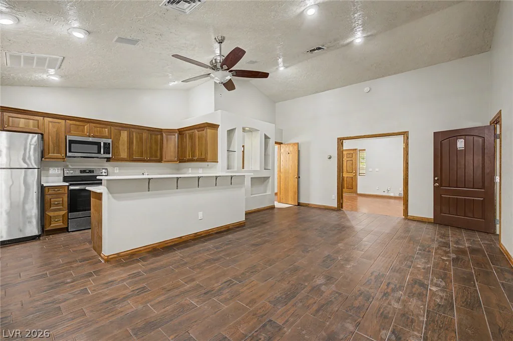 5935 Campbell, Las Vegas, NV 89149