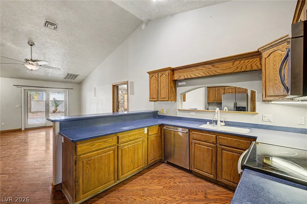 5935 Campbell, Las Vegas, NV 89149