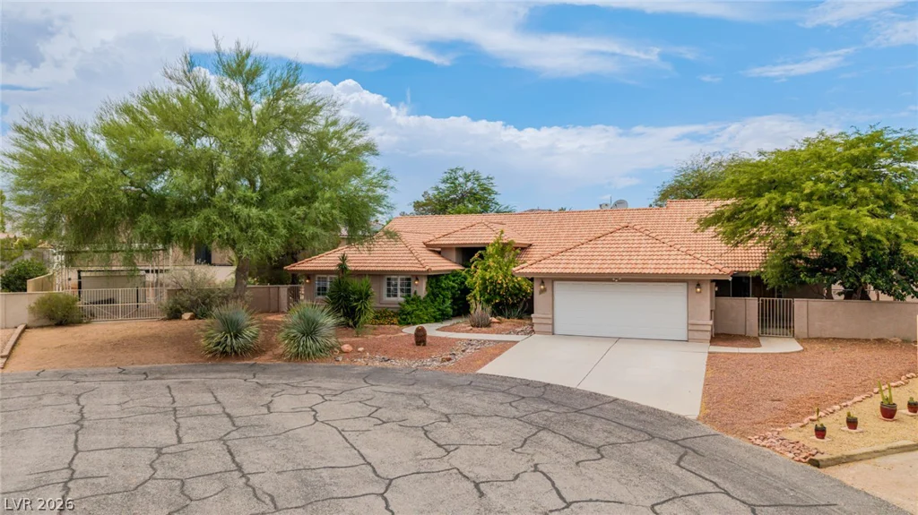 5935 Campbell, Las Vegas, NV 89149