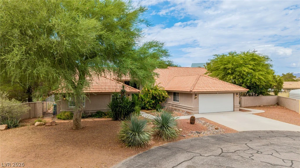 5935 Campbell, Las Vegas, NV 89149