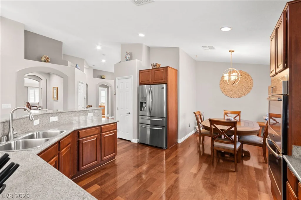 8156 Waltons Mill, Las Vegas, NV 89131