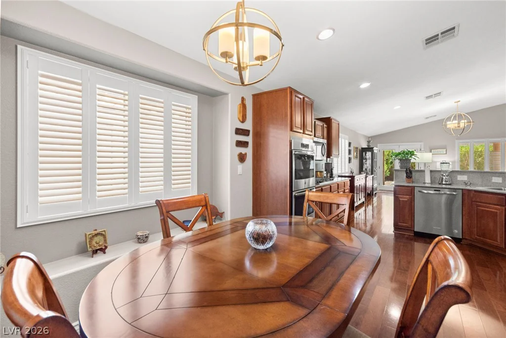 8156 Waltons Mill, Las Vegas, NV 89131