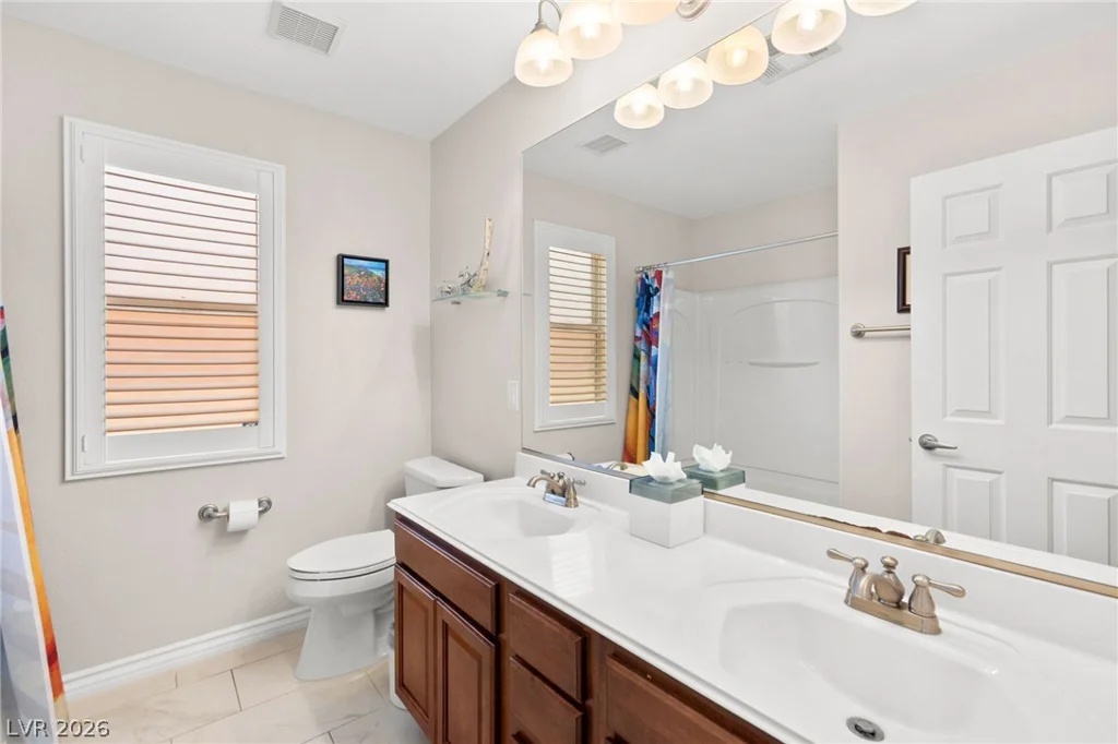 8156 Waltons Mill, Las Vegas, NV 89131