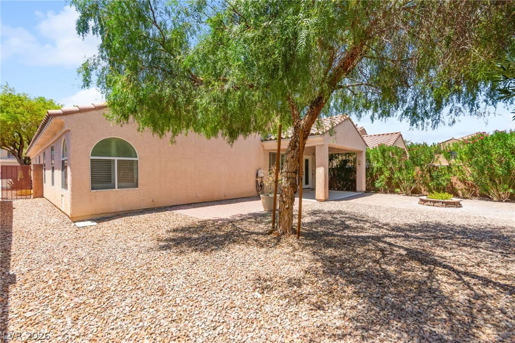 8156 Waltons Mill, Las Vegas, NV 89131