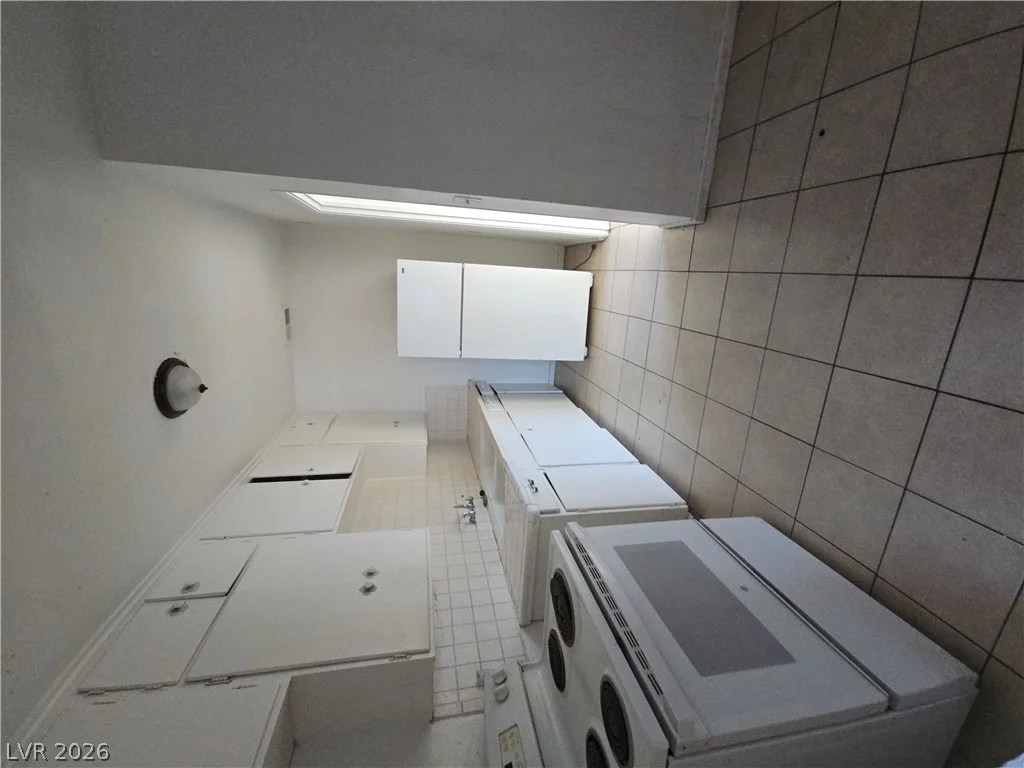 700 Biltmore, Las Vegas, NV 89101