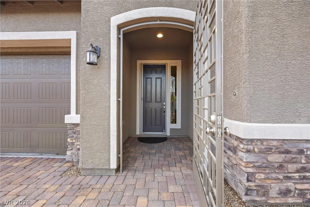 6820 Velvet Snow, Las Vegas, NV 89149