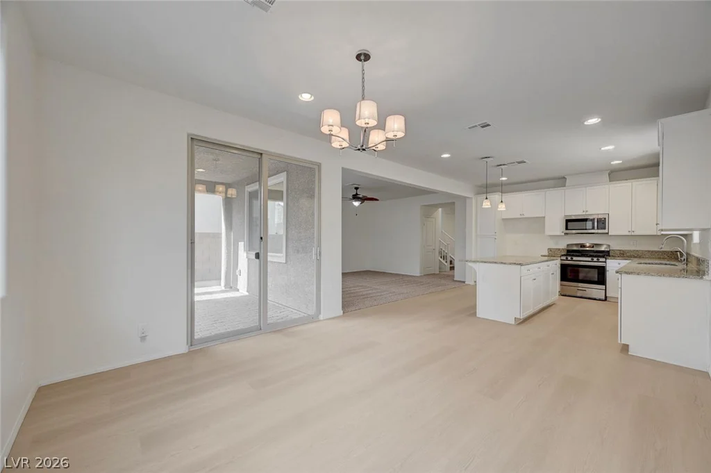 5831 Sleepy Willow, Las Vegas, NV 89148