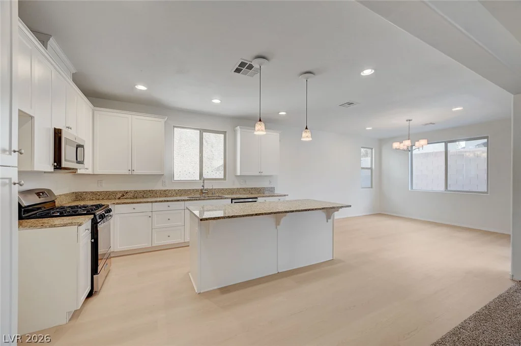5831 Sleepy Willow, Las Vegas, NV 89148