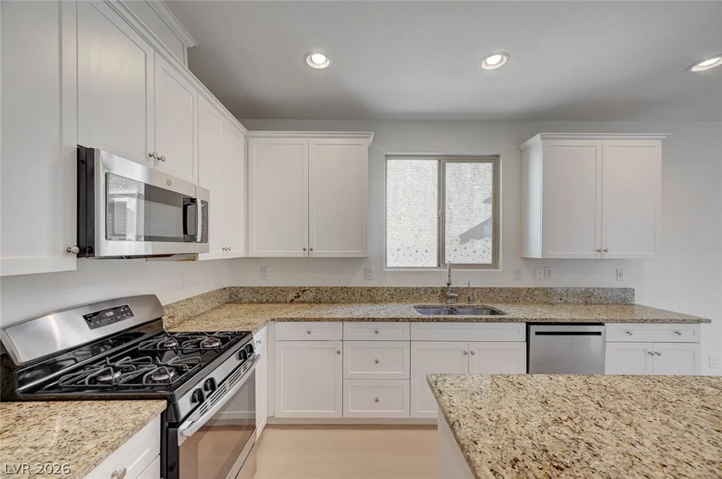 5831 Sleepy Willow, Las Vegas, NV 89148