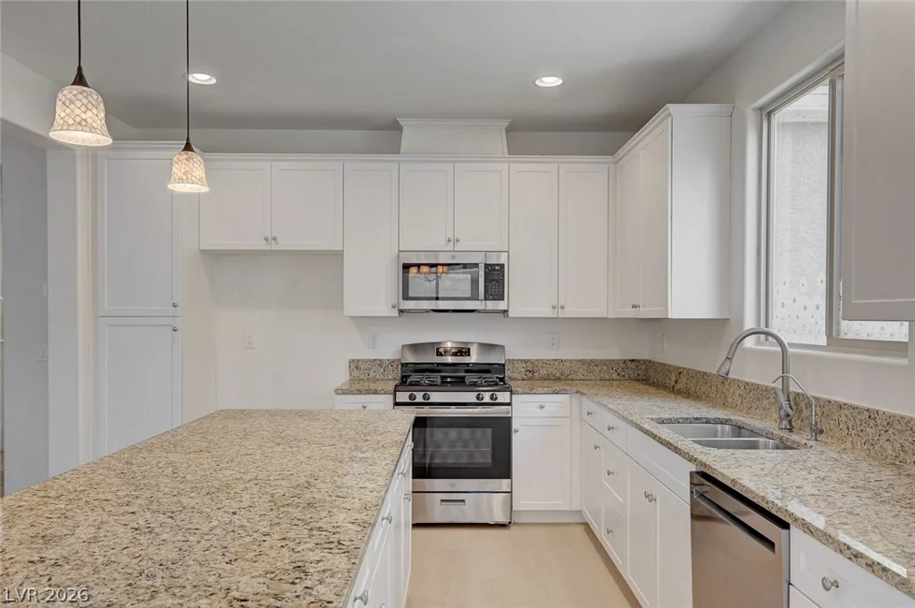 5831 Sleepy Willow, Las Vegas, NV 89148