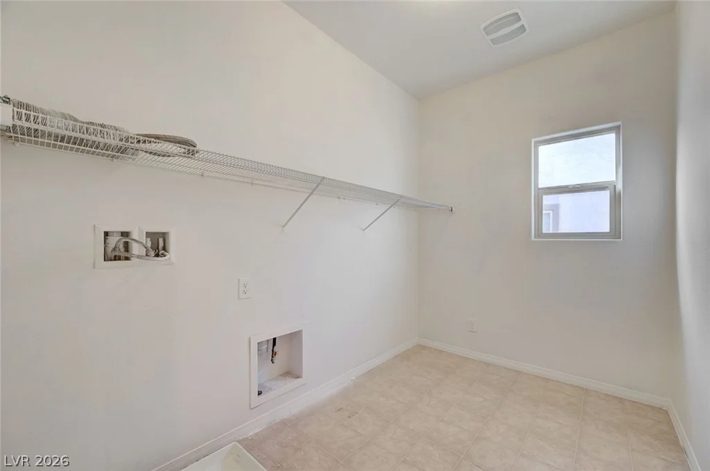 5831 Sleepy Willow, Las Vegas, NV 89148