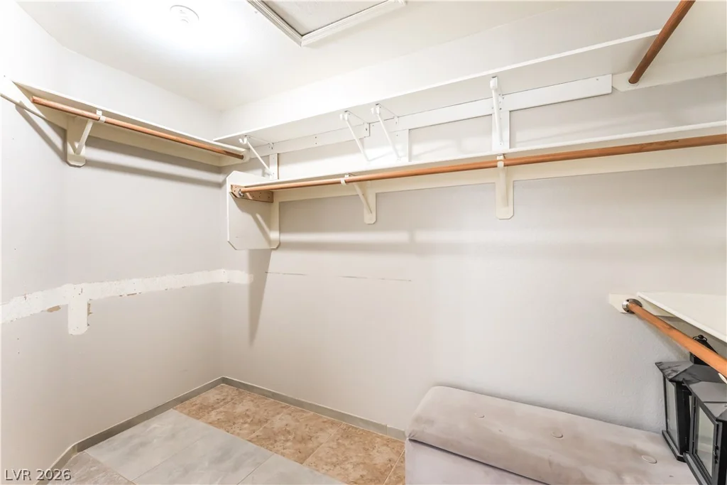 1889 Cane Hill, Las Vegas, NV 89142