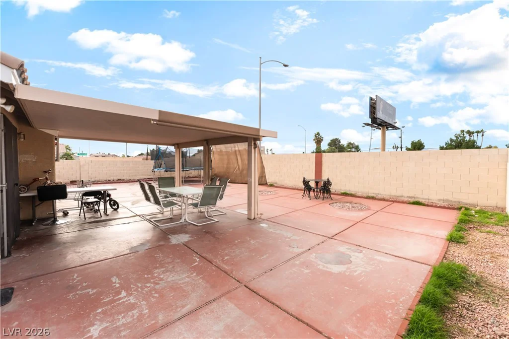 1889 Cane Hill, Las Vegas, NV 89142
