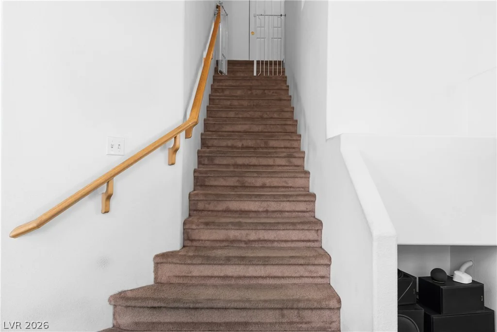 1012 Venetian Hills, Las Vegas, NV 89144