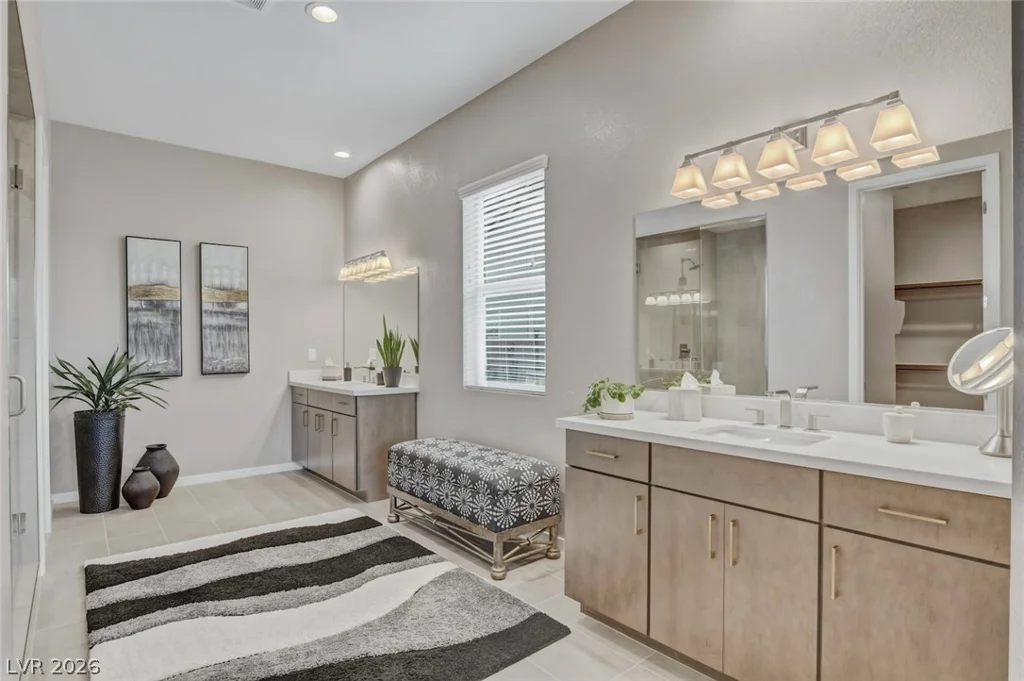 5702 Kings Bluff, Las Vegas, NV 89131