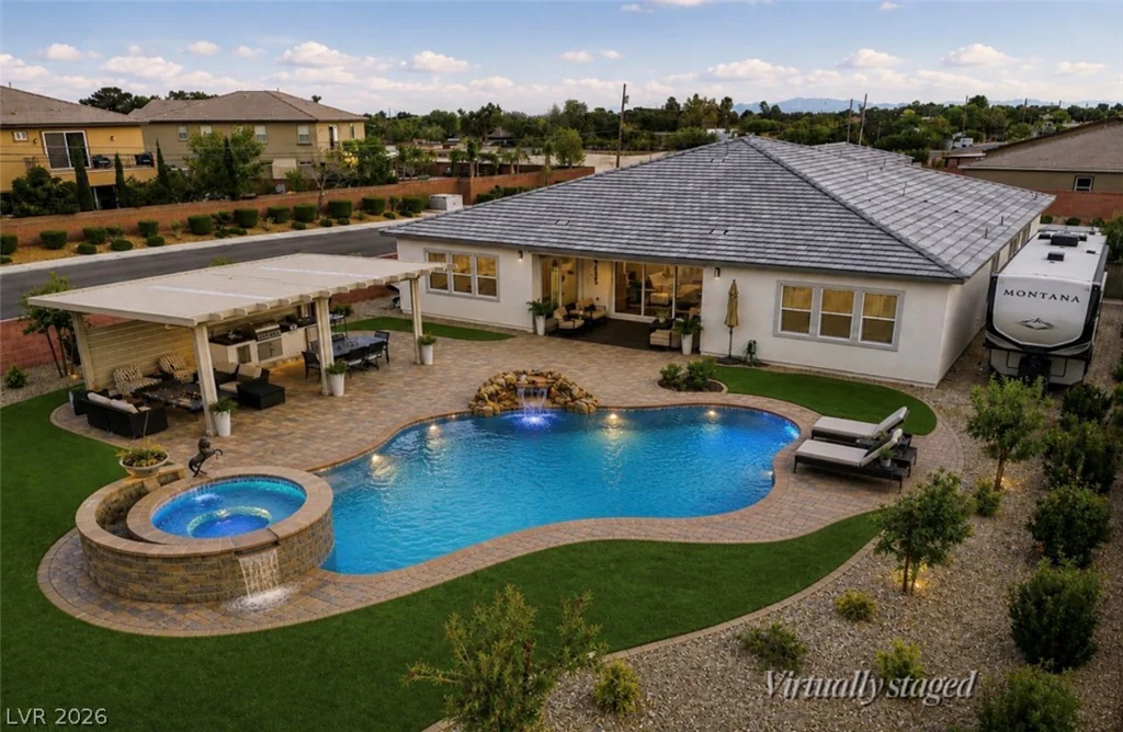 5702 Kings Bluff, Las Vegas, NV 89131