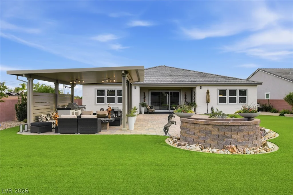 5702 Kings Bluff, Las Vegas, NV 89131