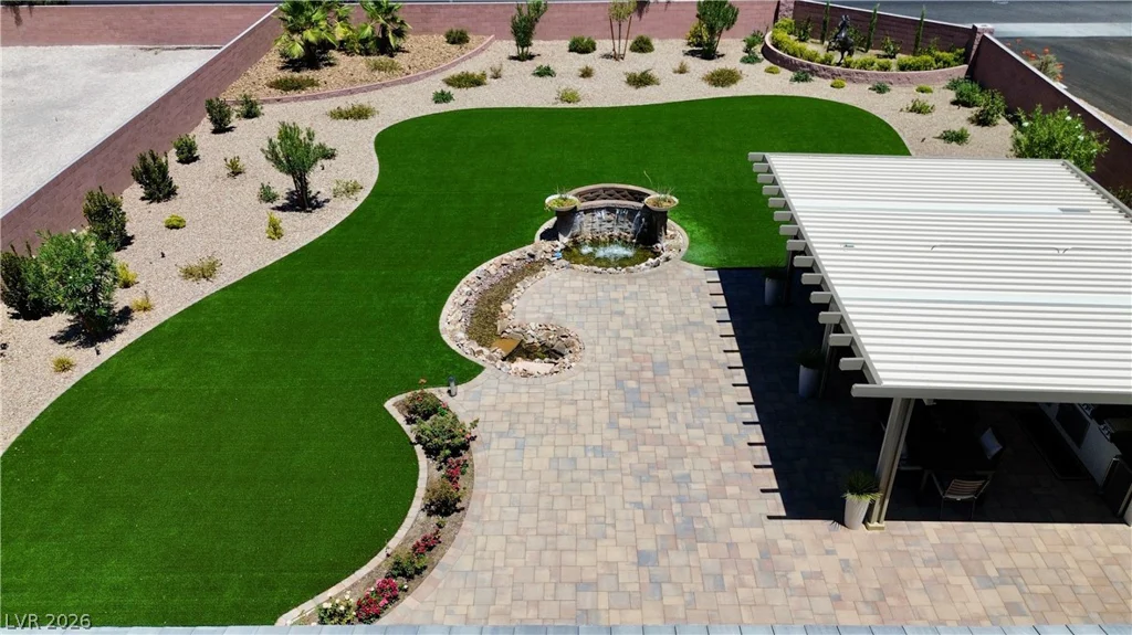 5702 Kings Bluff, Las Vegas, NV 89131