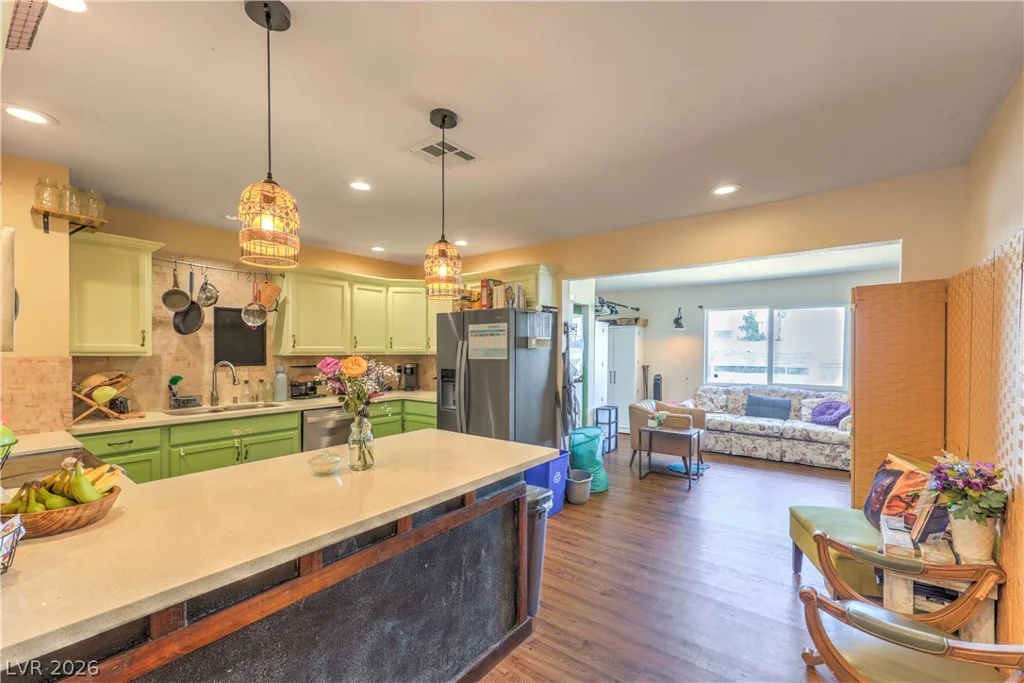 2116 Travis, North Las Vegas, NV 89030