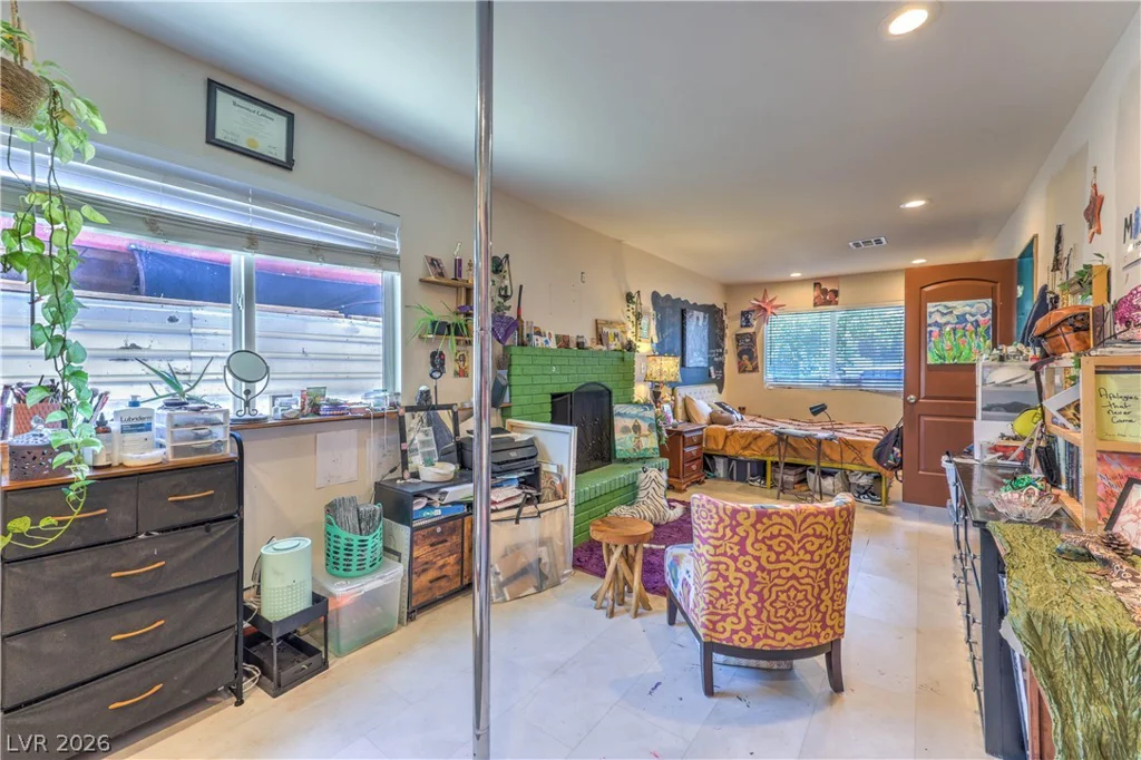 2116 Travis, North Las Vegas, NV 89030