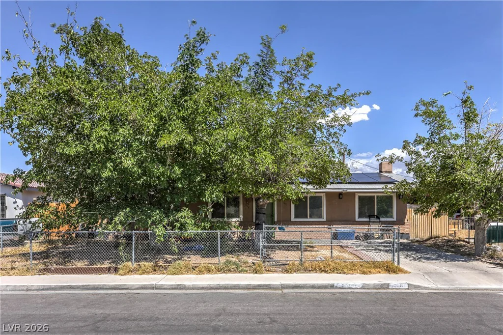 2116 Travis, North Las Vegas, NV 89030