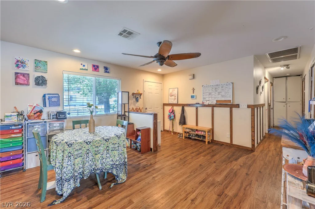 2116 Travis, North Las Vegas, NV 89030