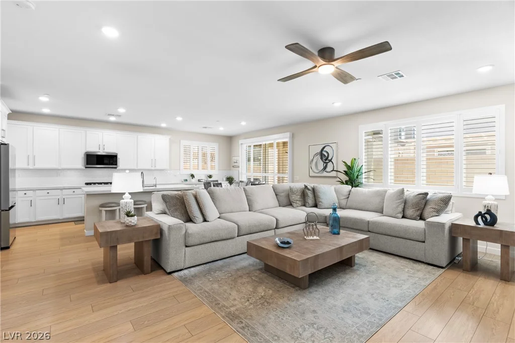10649 Valletta, Las Vegas, NV 89166