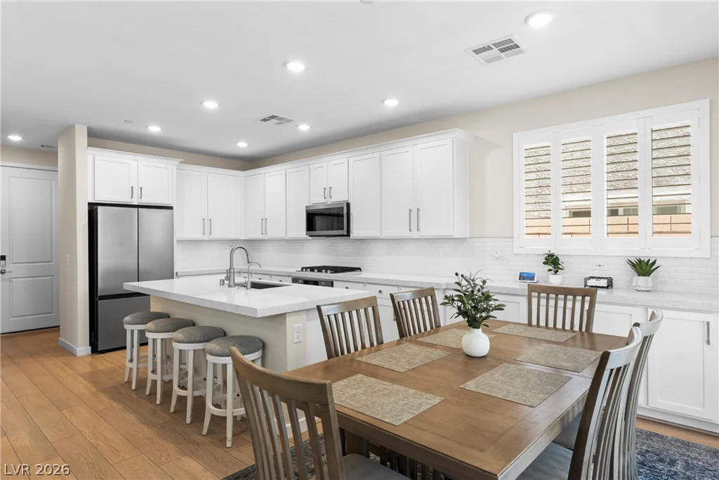 10649 Valletta, Las Vegas, NV 89166