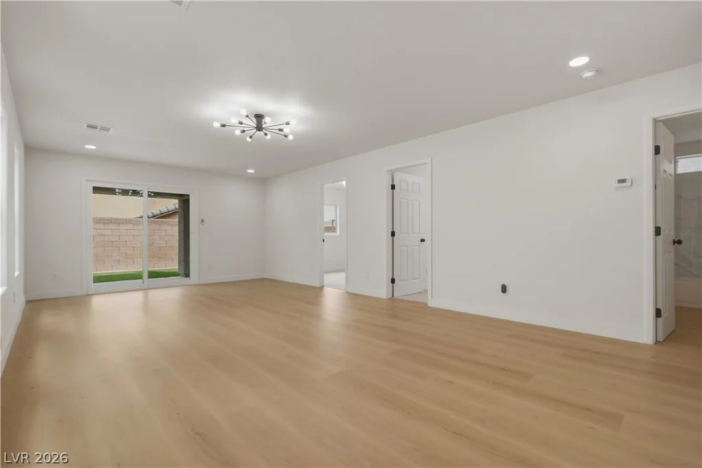 11680 Tierney Creek, Las Vegas, NV 89183