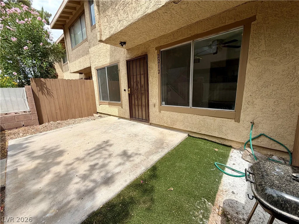 2212 Tall Pine, Las Vegas, NV 89108