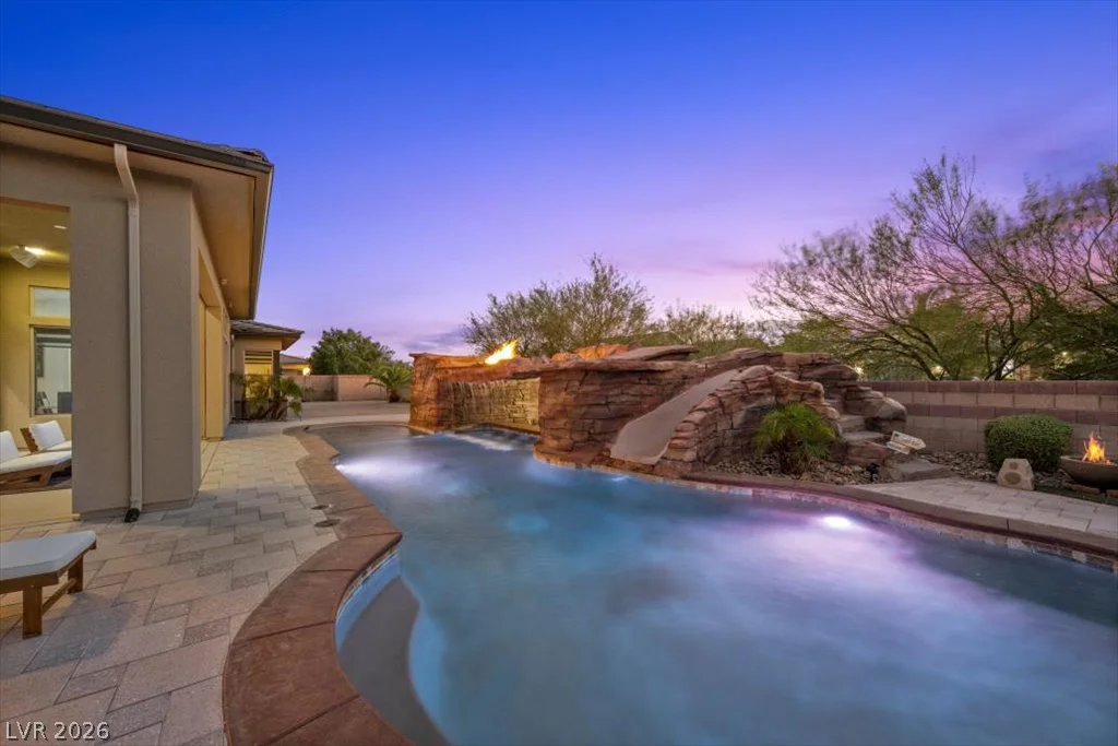 8345 Mojave Creek, Las Vegas, NV 89113