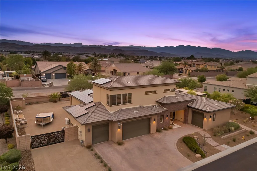 8345 Mojave Creek, Las Vegas, NV 89113