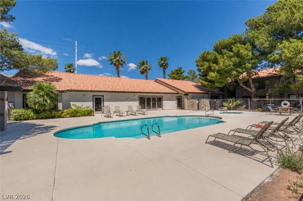 2606 Durango, Las Vegas, NV 89117
