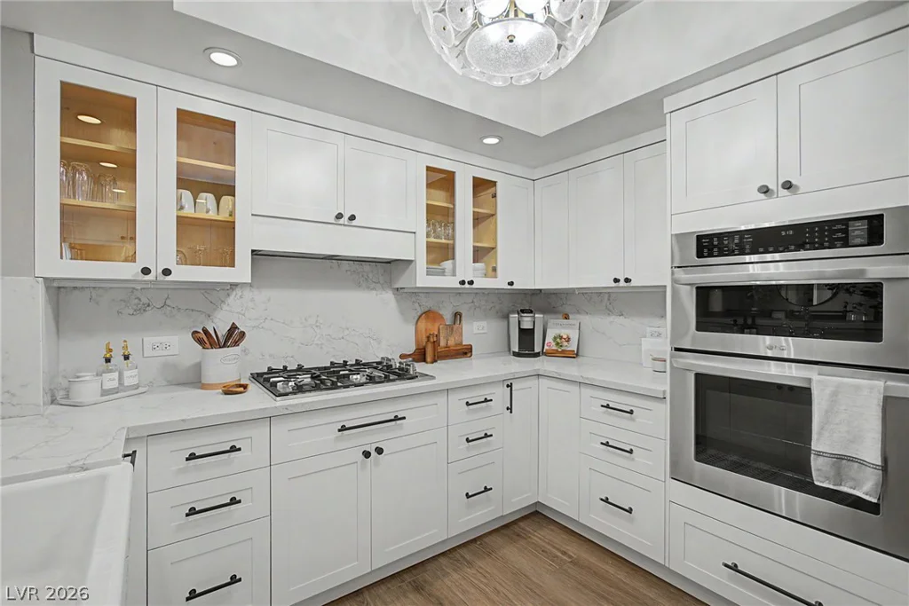 2777 Paradise, Las Vegas, NV 89109