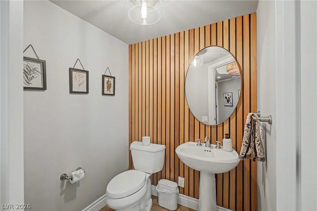2777 Paradise, Las Vegas, NV 89109