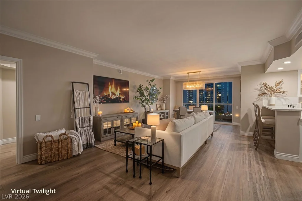 2777 Paradise, Las Vegas, NV 89109