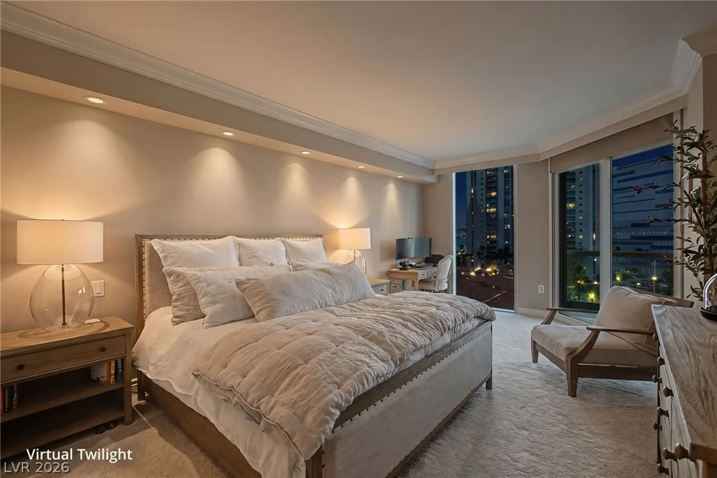 2777 Paradise, Las Vegas, NV 89109