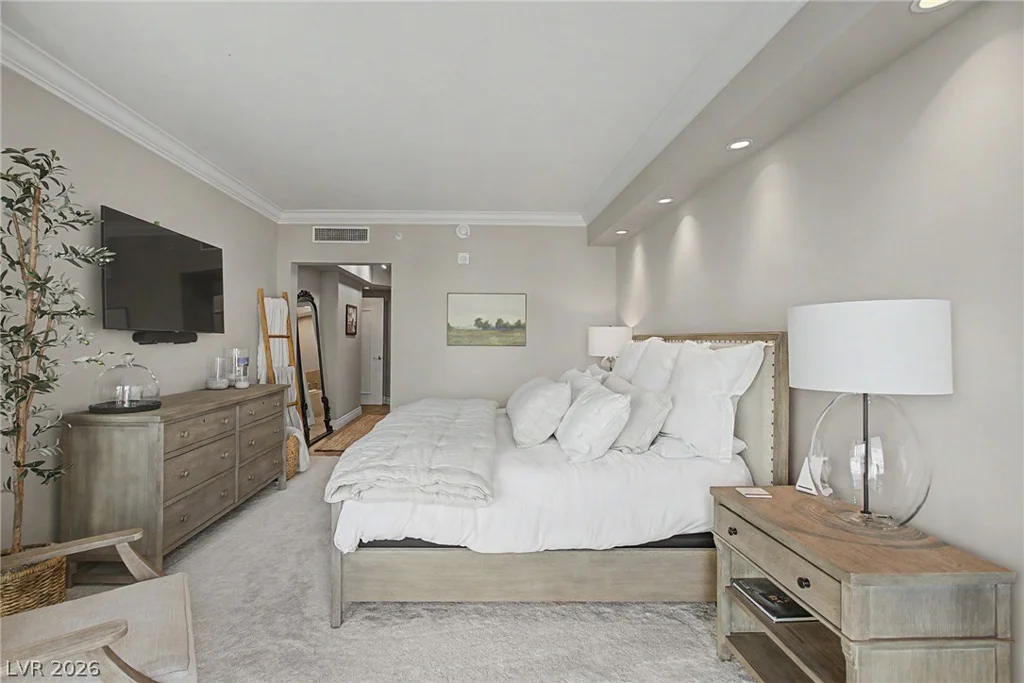 2777 Paradise, Las Vegas, NV 89109