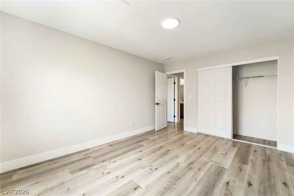251 Crooked Tree, Las Vegas, NV 89148