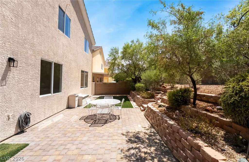 251 Crooked Tree, Las Vegas, NV 89148
