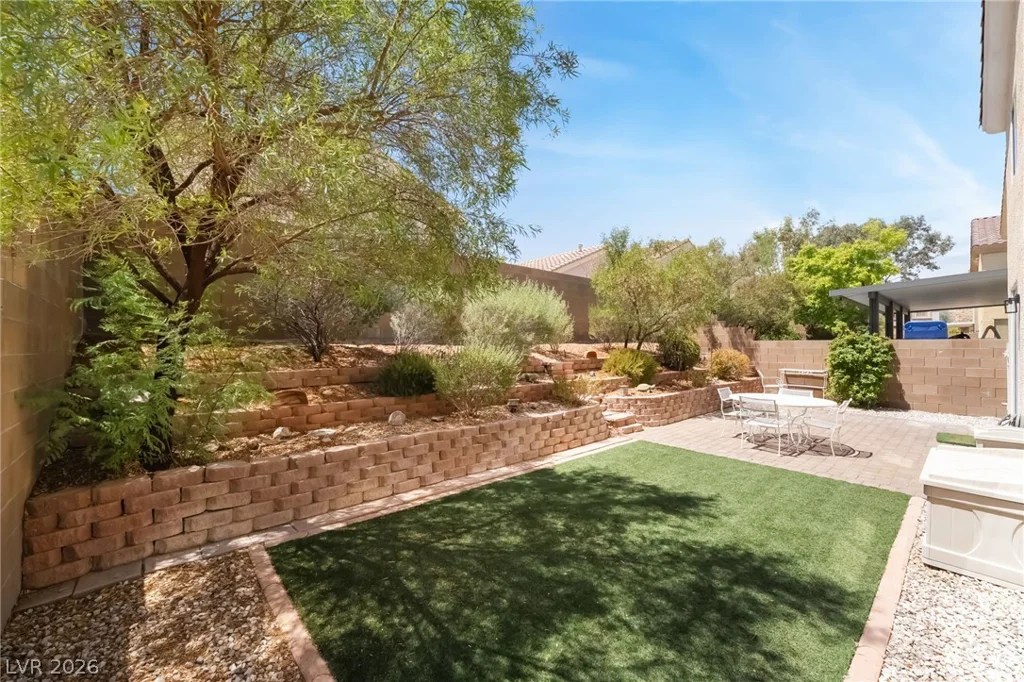251 Crooked Tree, Las Vegas, NV 89148