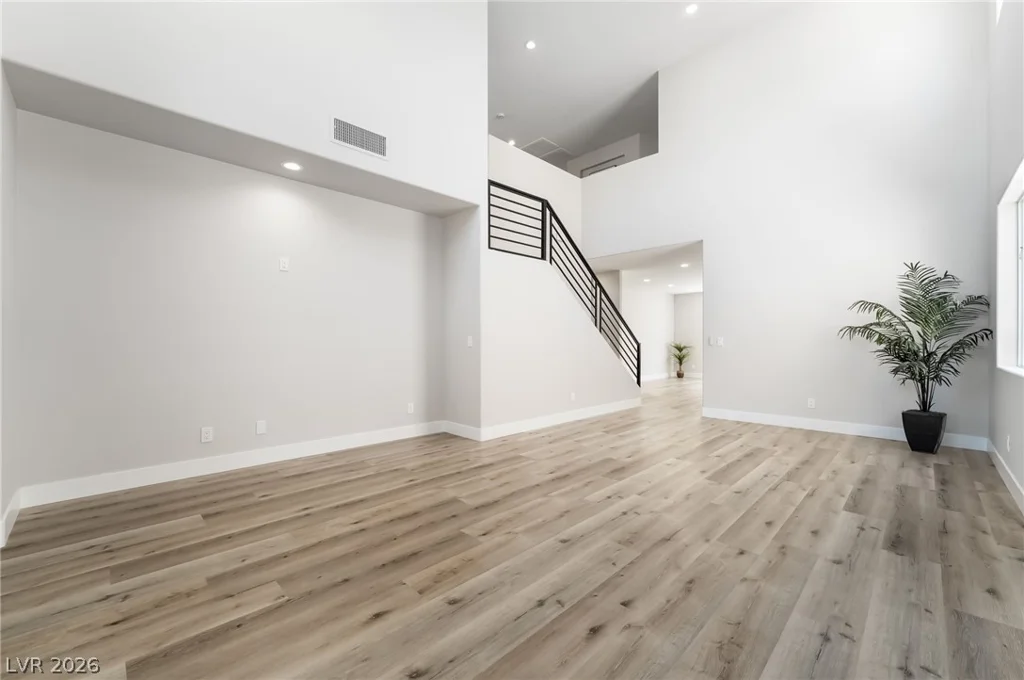 251 Crooked Tree, Las Vegas, NV 89148