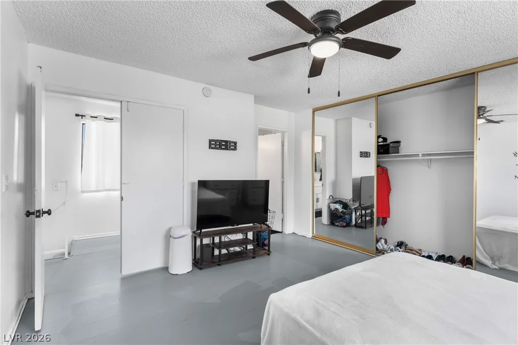 5077 Village, Las Vegas, NV 89142