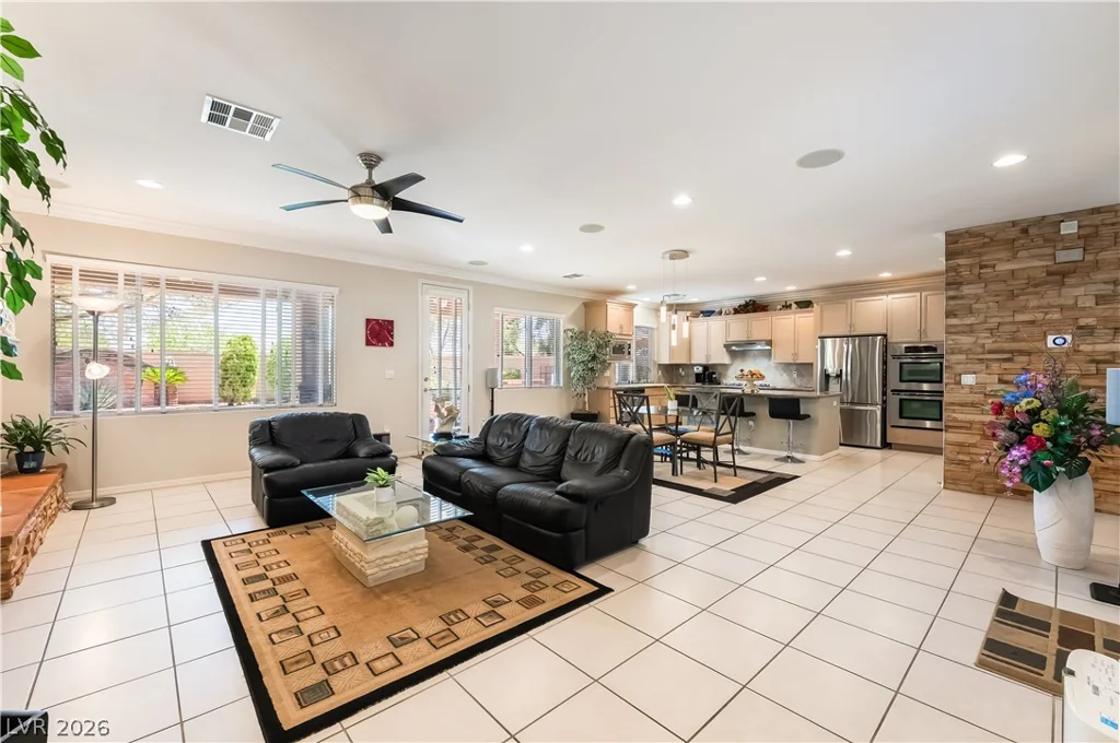 186 Uccello, Las Vegas, NV 89138