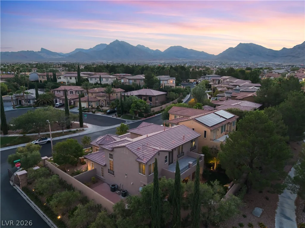 186 Uccello, Las Vegas, NV 89138